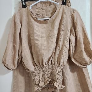 Pants and blouse crepe fabric color beige